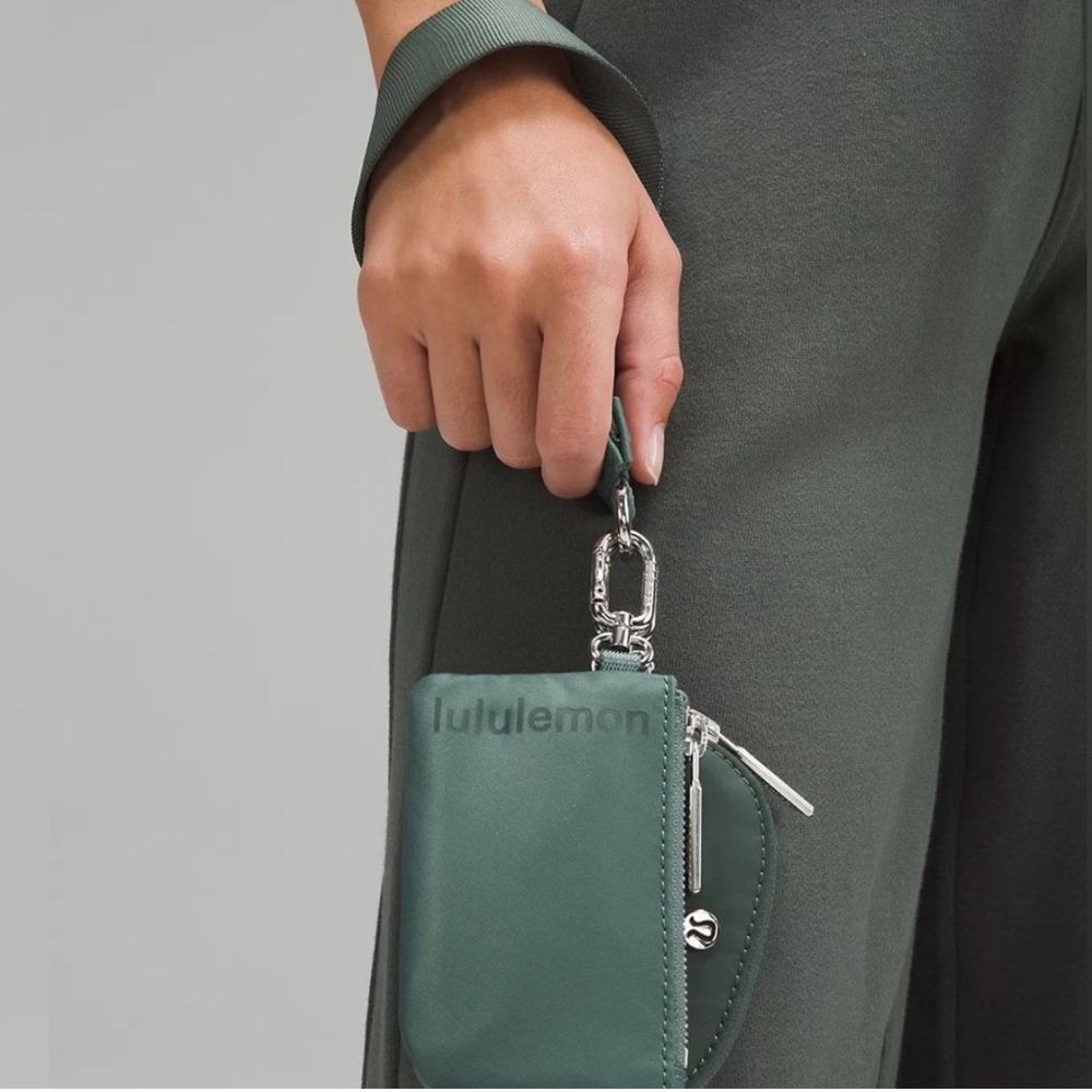 New Lululemon Dual Pouch Wristlet - Picture 8 of 16